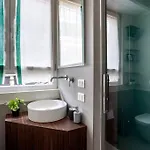 Ennio's Nest - Private Terrace Διαμέρισμα *